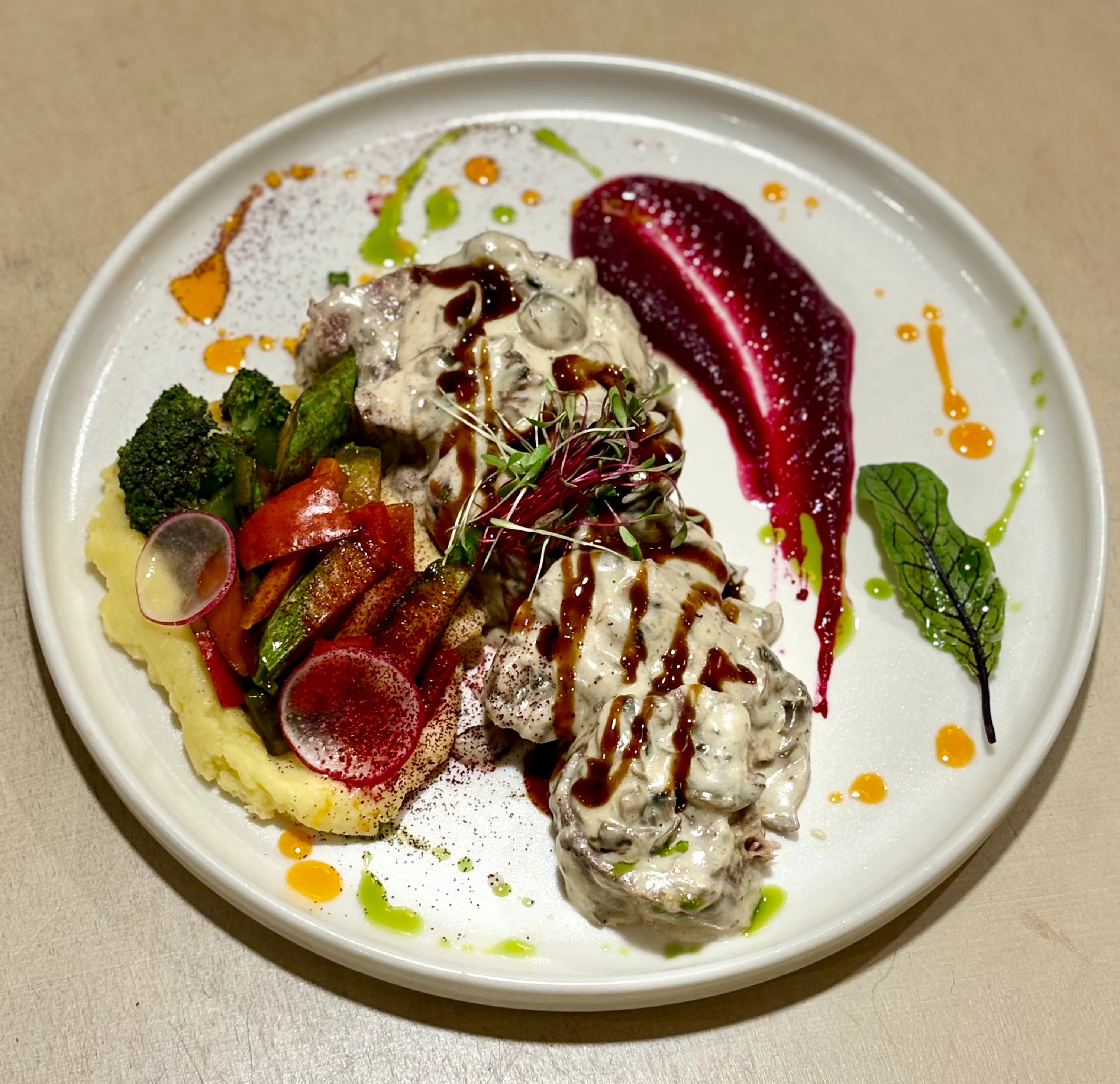 بشقاب زبان مخصوص میلانو